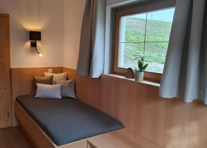 Hell Hof アパート インスブルック